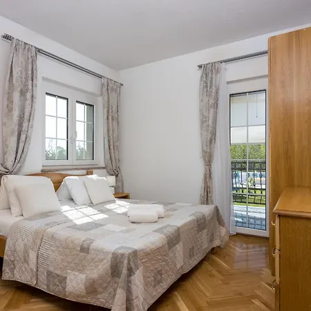Covic 3* Antonci (Porec)