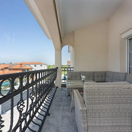 Covic 3* Antonci (Porec)