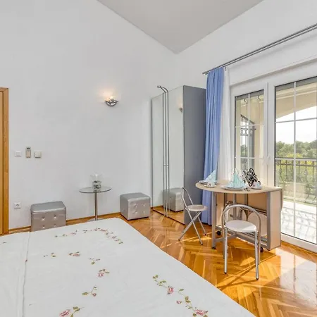 Covic 3* Antonci (Porec)