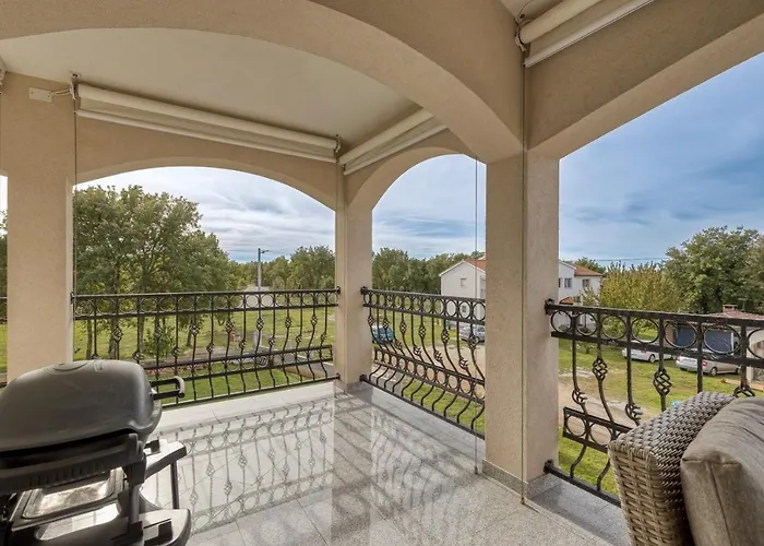 Covic Guest house 3*